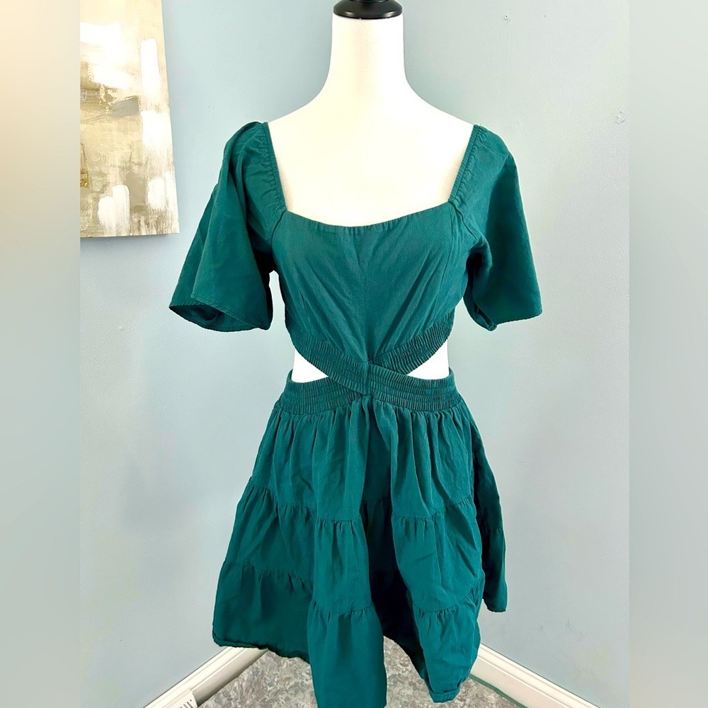 Shy Velvet Mini Dress M Womens Cotton Green Smocked‎ Cutout Tiered Short Sleeve